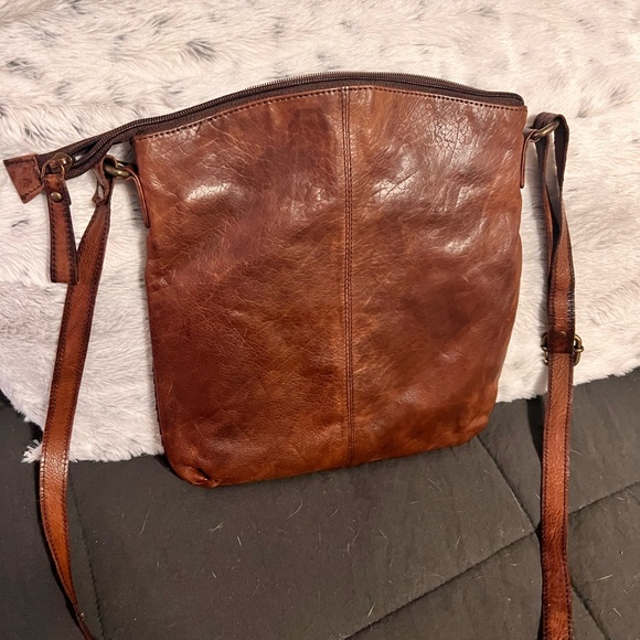 Leather crossbody - Picture 2 of 3